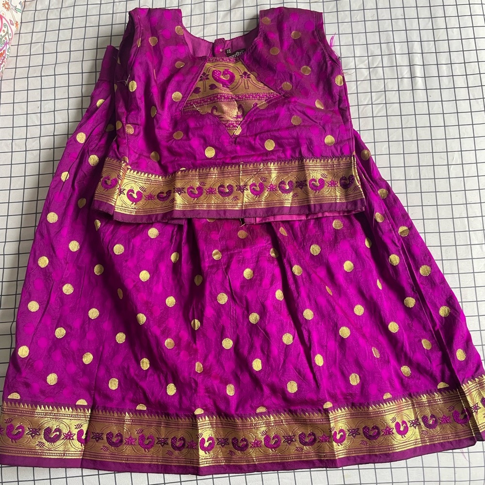 Girls Indian Purple & Gold 2 Piece Lehenga Traditional Dress Sz 22 India 4T USA